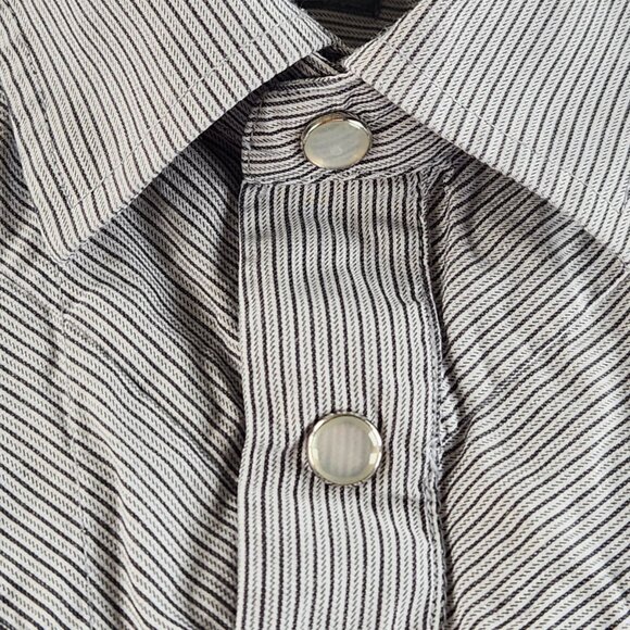 Armani Exchange Large Black White Striped Short Sleeve Pearl Snap Double Collar - Picture 8 of 16
